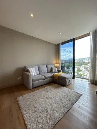 Apartamento amueblado en renta zona 15