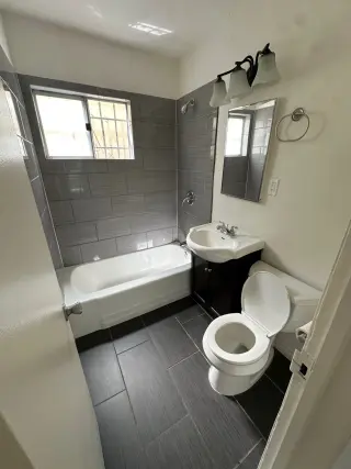 Apartment for rent 2bed/1bath