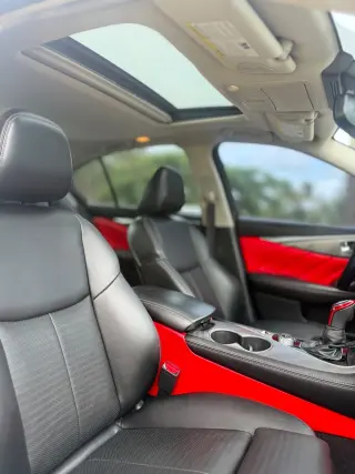 Infiniti Q50 2020 - Elegancia y Desempeño en Miami