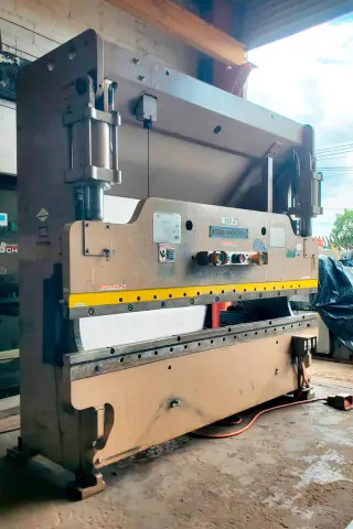 PRENSA DOBLADORA HIDRAULICA CINCINNATI 10' x 90 Ton