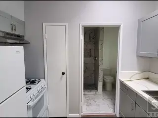 RESEDA LOS ANGELES, CA 1 Bedroom Apartment