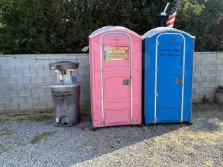 Mechanical bull , toro mecanicos , portable potty, party supplies