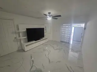 Efficiency en West Kendall Disponible para dos personas