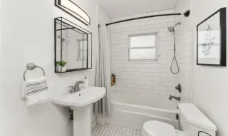 2-bedroom, 1-bath cottage