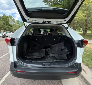 2021 Toyota RAV4 LE AWD
