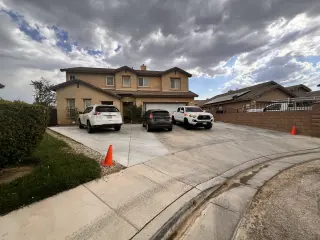 BUSCO AYUDA LIMPIEZA HABITACIONES EN LANCASTER CA. 93534