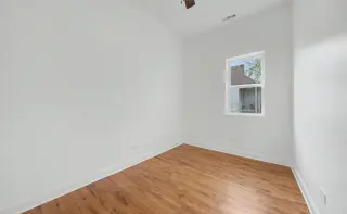 Available 2Bedroom in Chicago