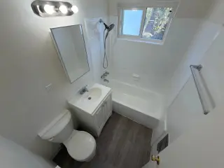 Glendale: 2 recámaras en dos niveles | $2,450/mes