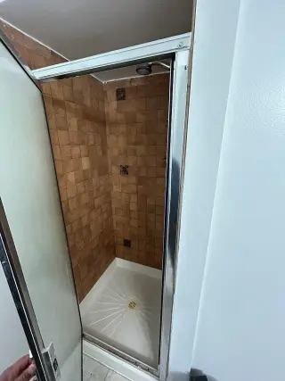 Hermosa propiedad de 3 habitaciones y 3 baños disponible para alquilar.