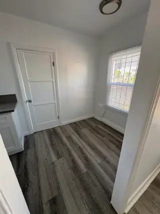 1 Bd / 1Ba Bungalow