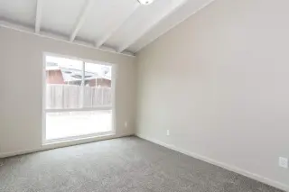 3 dormitorios, 2 baños, listo para habitar.