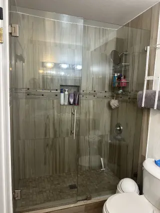 RENTO HABITACIÓN EN CORONA 92879