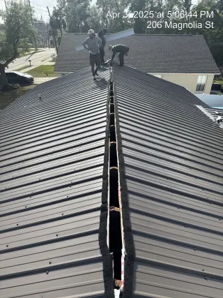 Se busca un grupo de roofing(LAMINA)(MUCHO TRABAJO)