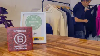 Indumentaria de trabajo: cómo elegir ropa laboral para una empresa