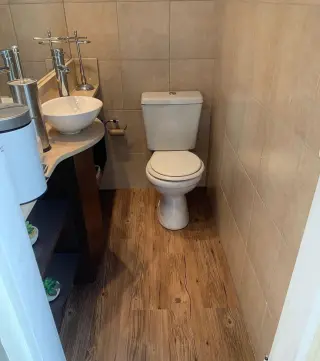 Instalación de cualquier clase de piso (tile) para cocinas o baños
