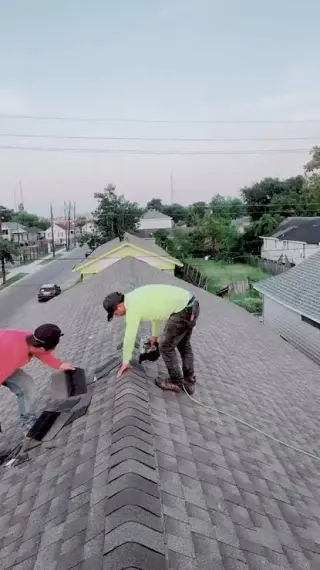 job openings for Latino contractors