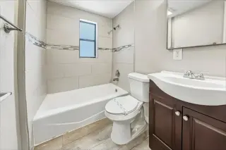 2bed Single Bath Home Available For Rent!