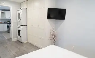 BEAUTIFUL 1B/1B FOR RENT