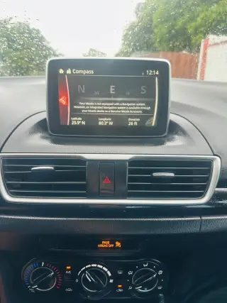 🔥 GRAN OPORTUNIDAD 🚘 2017 Mazda 3 / 💲4.700 CASH/ 📄 TÍTULO LIMPIO