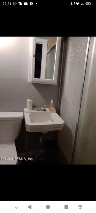 Vendo casa bien ubicada a buen precio 4/4