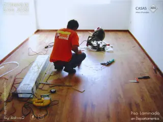 Cuatro Acabados, Piso Laminado desde un Metro, Caja ó Cuarto, de 4akva2