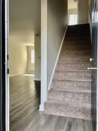CHARMING REMODELED HOME FOR RENT IMMEDIATELY!