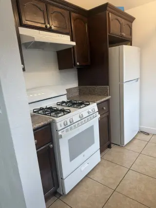 Casa 3 recamas 2 baños.