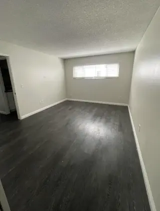 823 Linden Ave - Long Beach, CA 1 Bedroom 1 Bathroom Units
