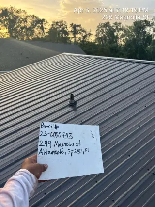 Se busca un grupo de roofing(LAMINA)(MUCHO TRABAJO)