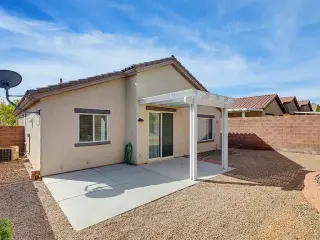 SINGLE FAMILY RACNH READY FOR MOVE IN