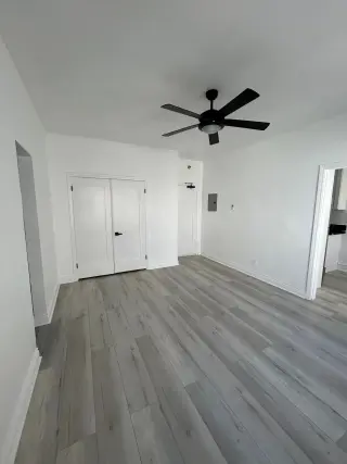 Modern Renovated Studio w/ SS Appliances – Prime Hollywood, Walk Score 94