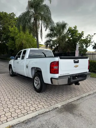 🛻 2011 Chevrolet Silverado – $7,800 CASH ¡Título en Mano! 💼