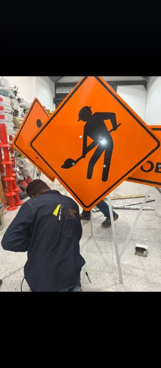 Señal de tránsito