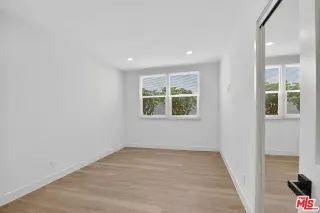4 APARTAMENTOS RECIÉN RENOVADOS DISPONIBLES