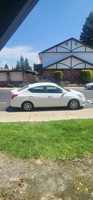 Nissan Versa 2018