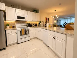 Se alquila bello apartamento