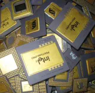 Pentium Pro ceramic CPU scrap