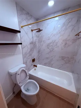 Townhouse para la Renta  3/2