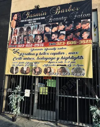 Servicios de Barbería y Belleza Yasmin