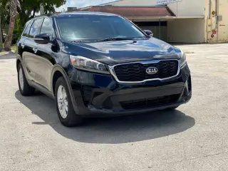 2019 Kia Sorento 💺 3 FILAS DE ASIENTOS 🧾 TÍTULO LIMPIO 💲7.499 CASH