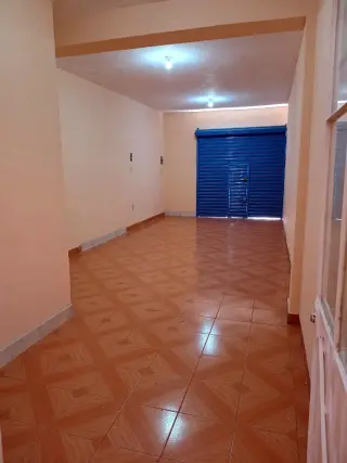 Local Comercial 69m2 Frente a Iglesia zona Comercial