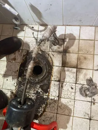 Plomeria y Destapes 24horas todo Puerto Rico