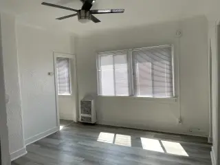 MOVE - IN SPECIAL  Remodeled Studios in the Heart of Koreatown