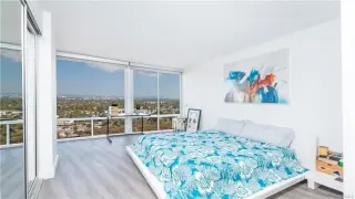 MARINA DEL REY, CA - Vida estilo resort en el corazón de Marina Del Rey