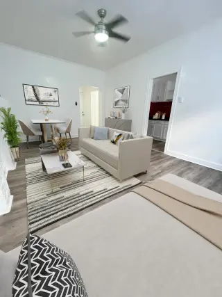 Villa Shatto Apartments tiene Studio disponible!