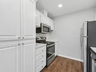 2 Bed Apt in Garden Grove