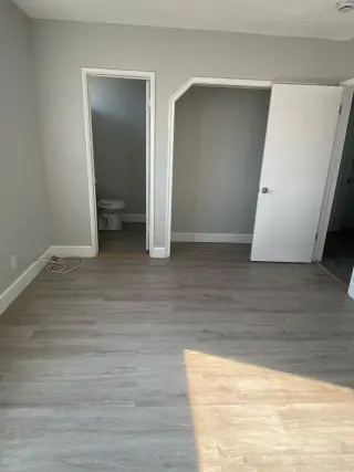$2500 Inglewood – Apt de 2 Bdrm