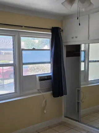 Cuarto privado en hogar tranquilo de Whittier – $900 | Servicios incluidos