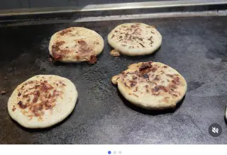 Deliciosas Pupusas Hechas a Mano en Venta
