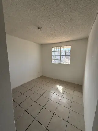 Casa en privada con acceso restringido, zona tranquila